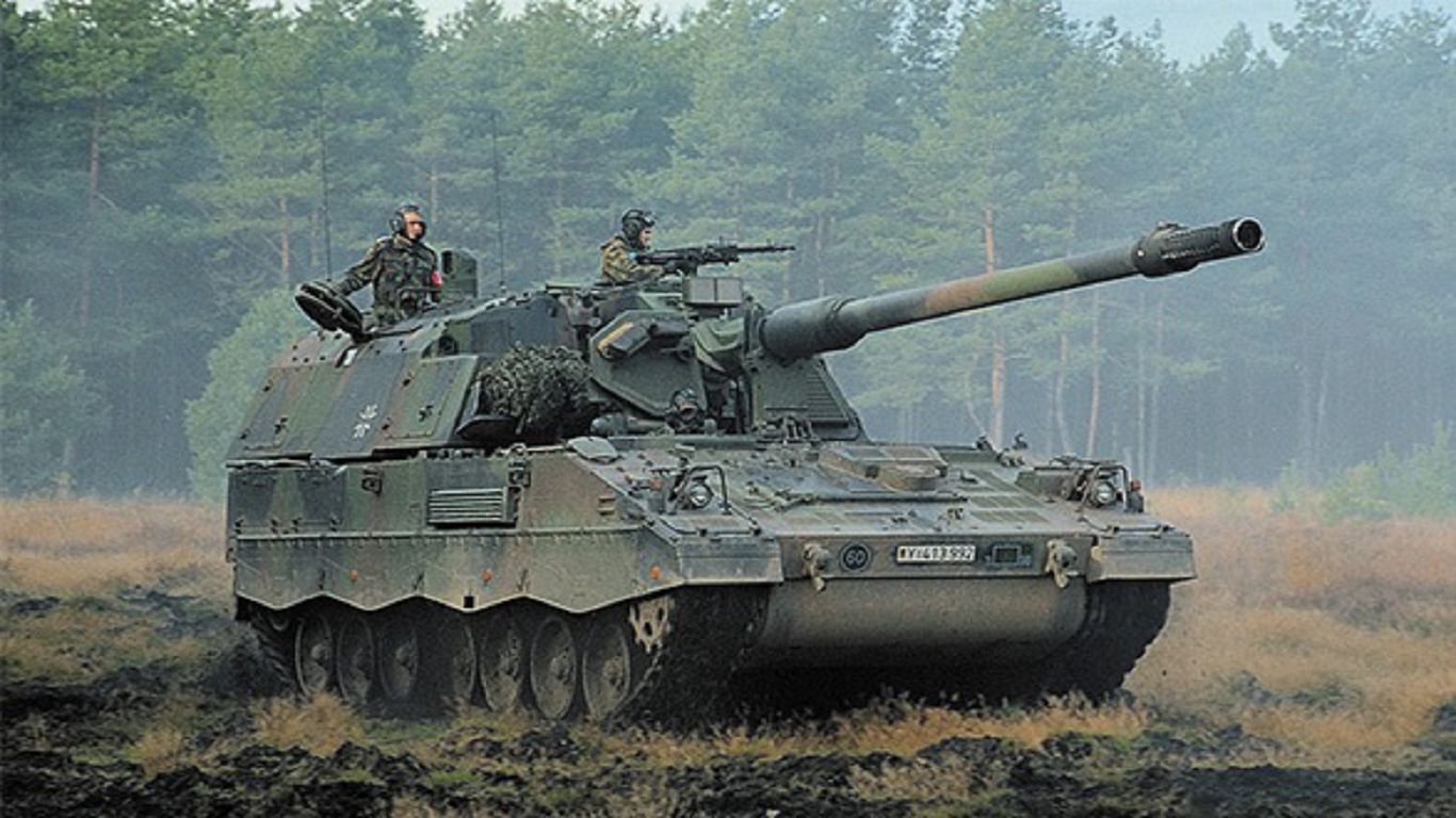 Panzerhaubitze (САУ) PzH 2000