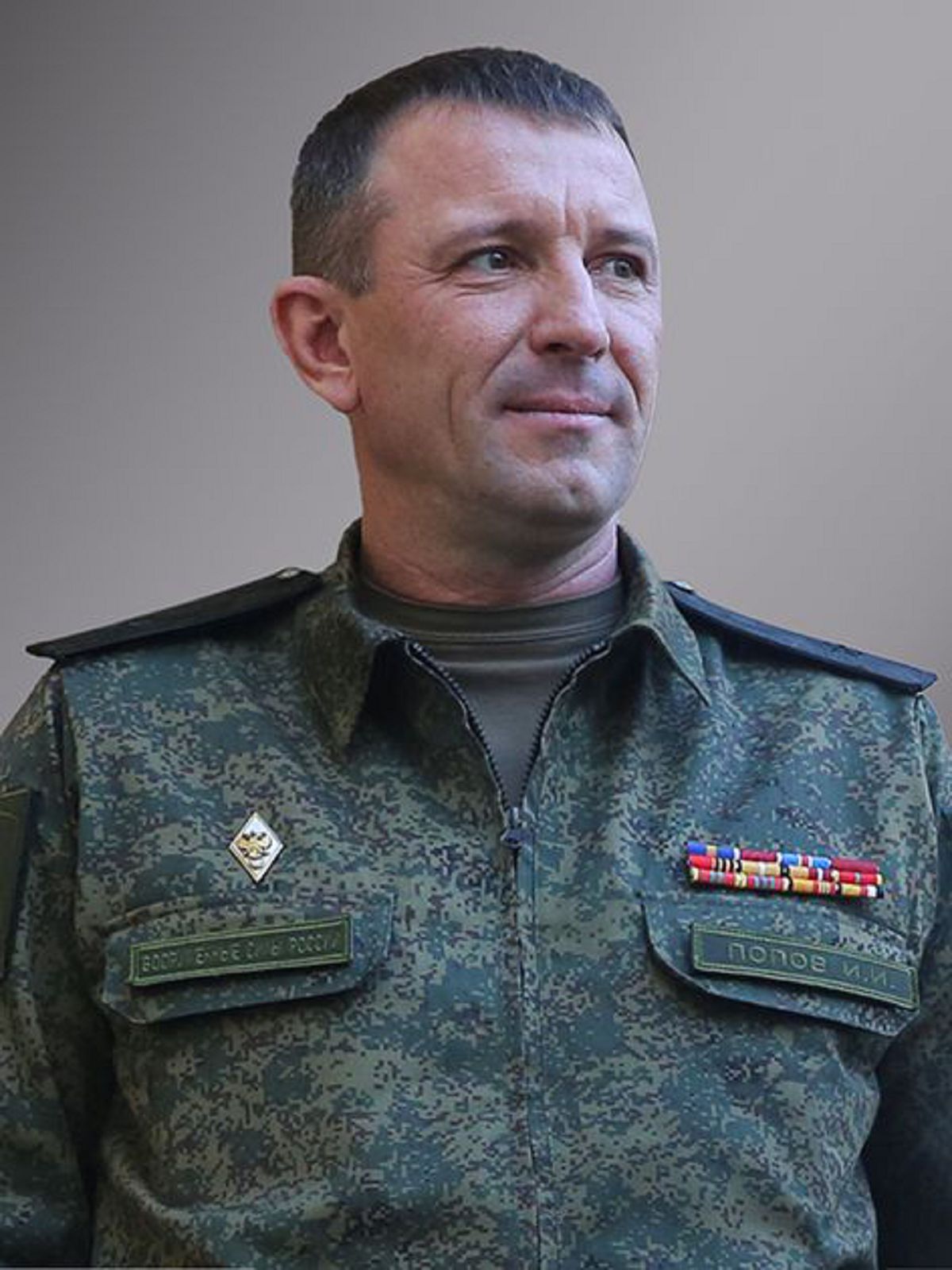 4 версии отставки генерала Попова