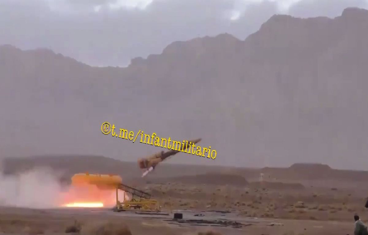 Новый тип иранских ударных беспилотников успешно испытан